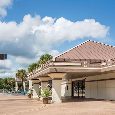 Travelodge By Wyndham Deltona Exterior foto