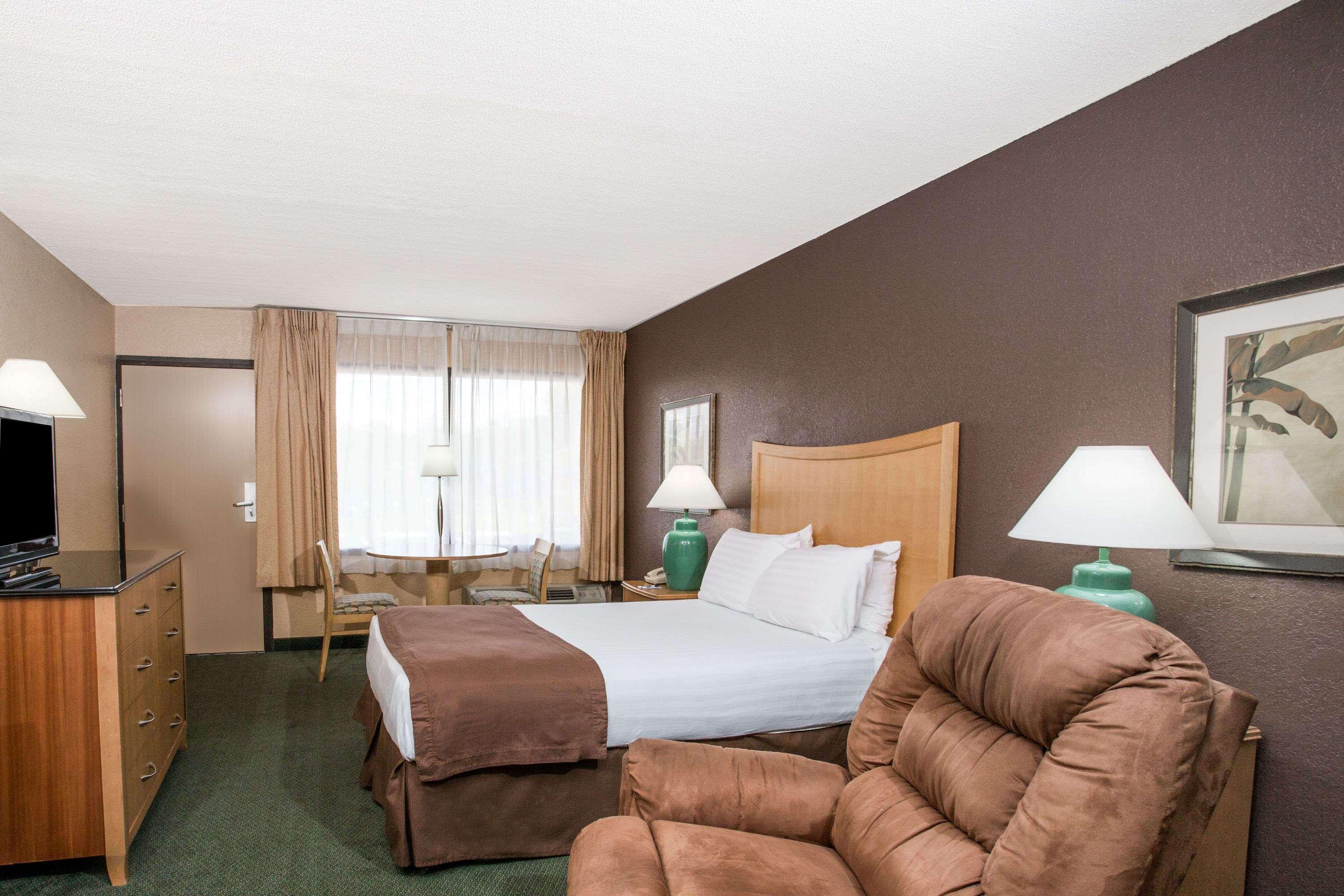 Travelodge By Wyndham Deltona Exterior foto